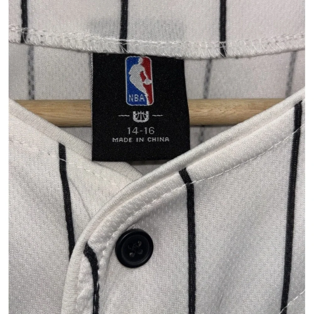 NBA‎ Chicago Bulls Baseball Jersey Youth L 14-16 Pinstripe Colorblock UNK Icer
